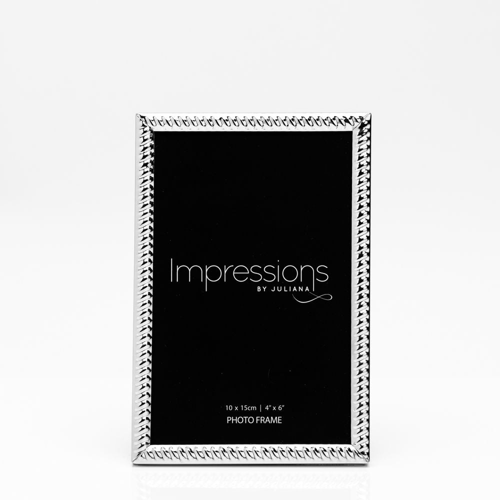 Silverplated 4inch x 6inch / 10cms x 15cms Photo Frame