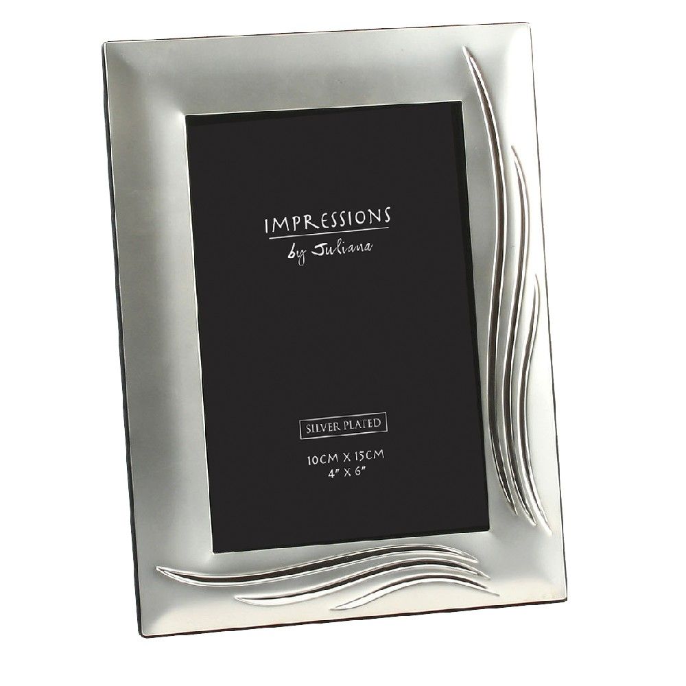 Silverplated 4inch x 6inch / 10cms x 15cms Photo Frame