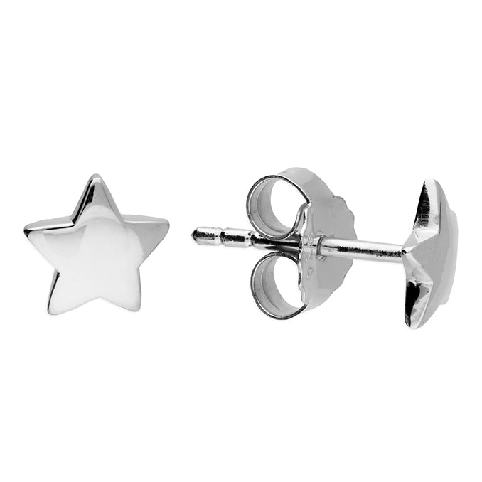 Silver plain stud earrings complete with presentation box