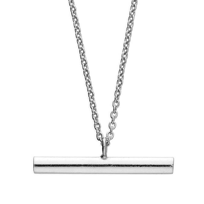 Silver plain pendant and chain complete with presentation box