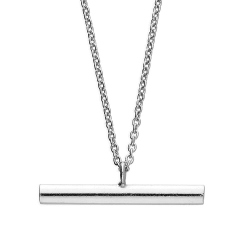 Silver plain pendant and chain complete with presentation box