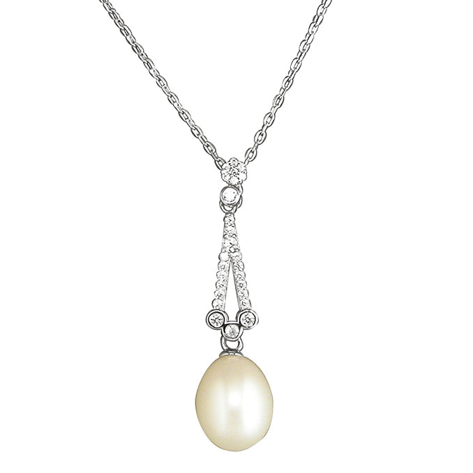 Silver Freshwater Pearl pendant and chain complete with presentation box